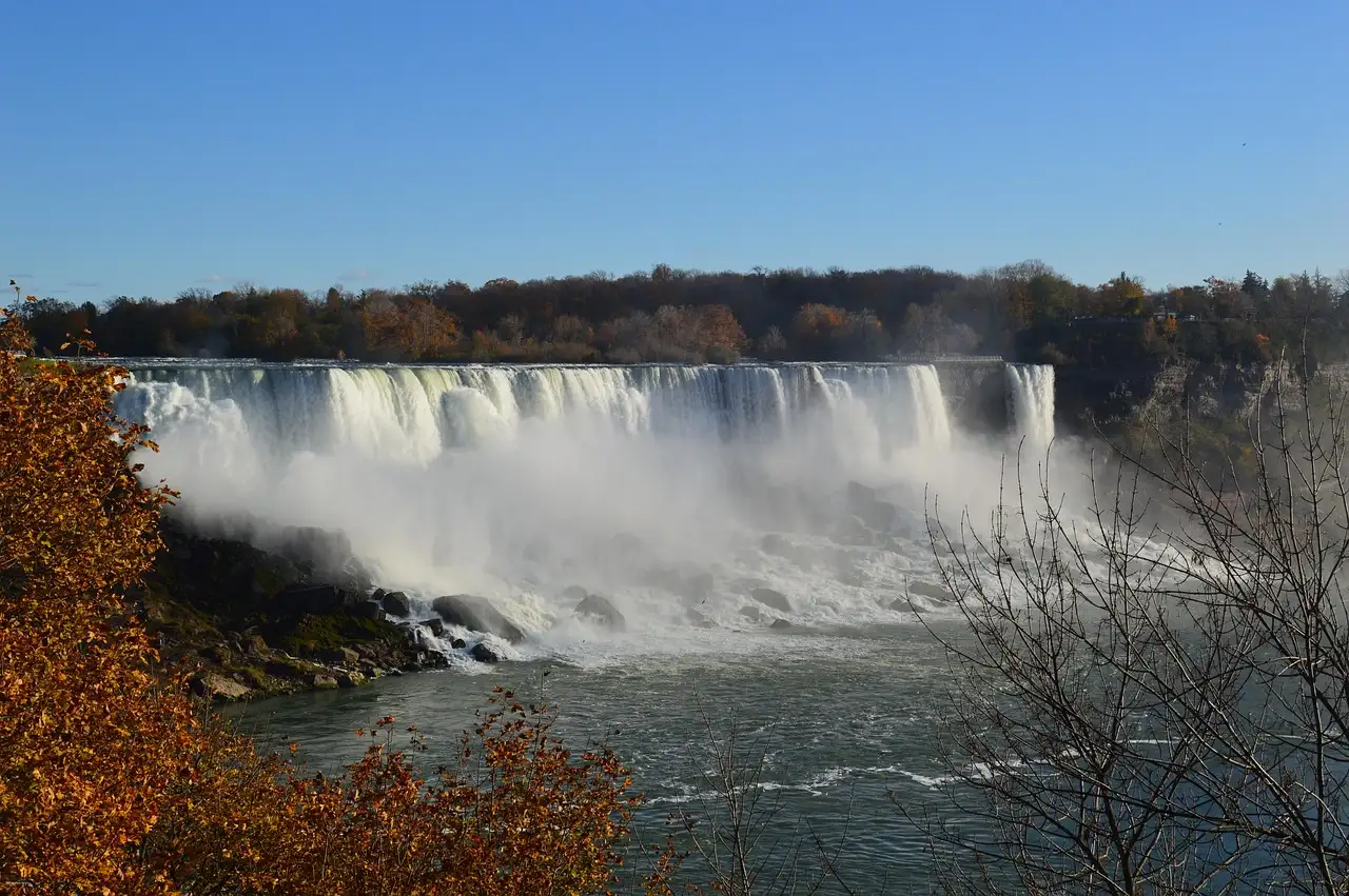 The American Falls at Niagara in autumn