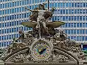 The clock and statues on Grand Central's facade