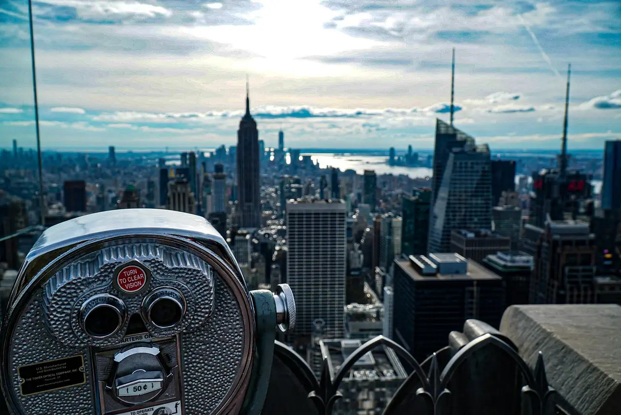 Observation-deck binoculars facing the Empire State Building