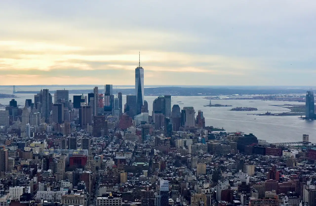 View south over Manhattan to One World Trade Center and the harbour